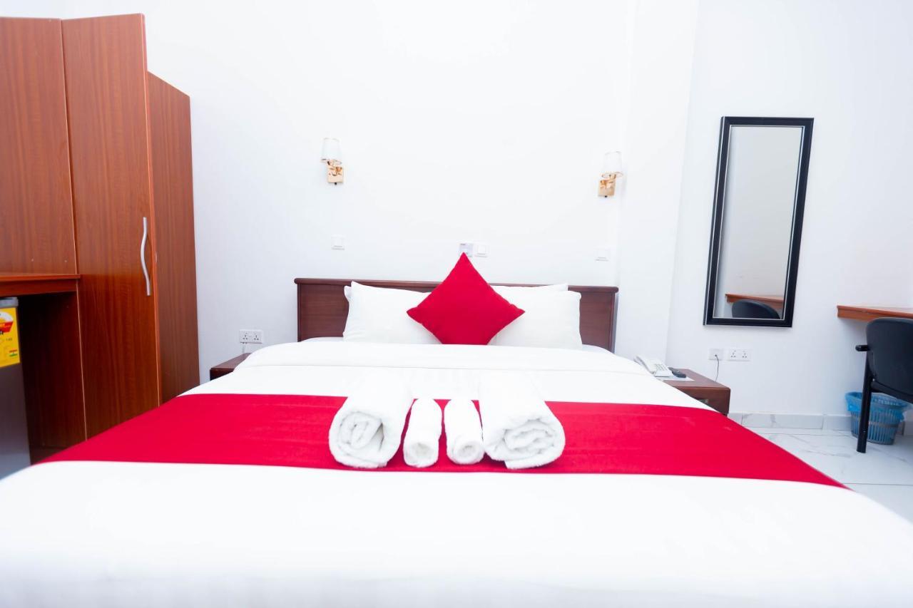 Sky Plus Hotel & Resort Ho Dış mekan fotoğraf