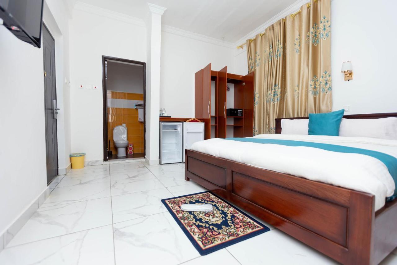 Sky Plus Hotel & Resort Ho Dış mekan fotoğraf