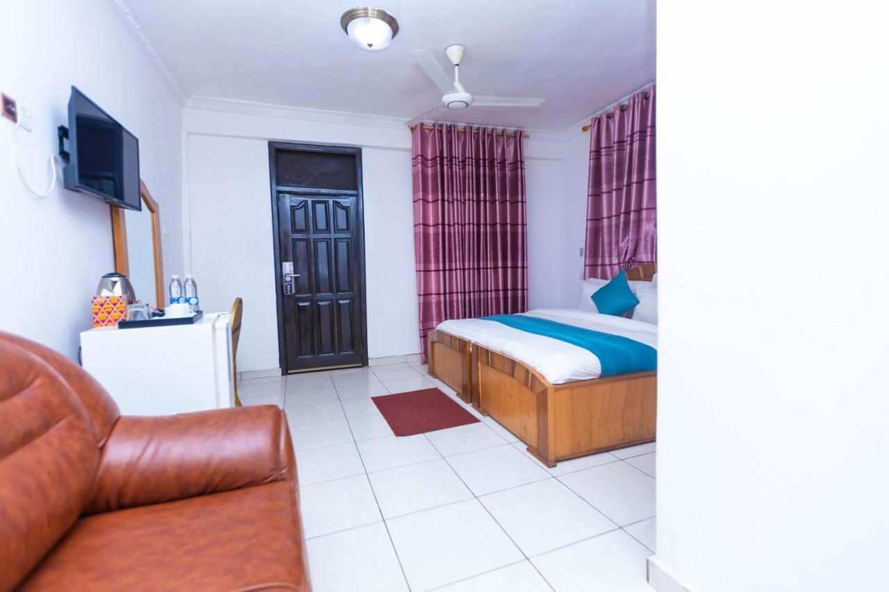 Sky Plus Hotel & Resort Ho Dış mekan fotoğraf